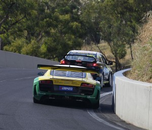 2011 Bathurst 12h-Rennen Audi R8 von hinten
