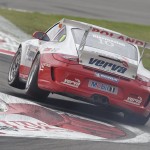 Kuba Giermaziak in der Schikane mit Porsche 911 GT3