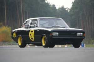 Opel Record Schwarze Witwe