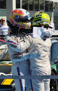 Gratulanten unter sich - Glock (P2) und Farfus (P3) - foto: art-of-speed.net