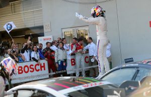 BMW überraschend stark - Start-Ziel-Sieg | foto: art of speed.net