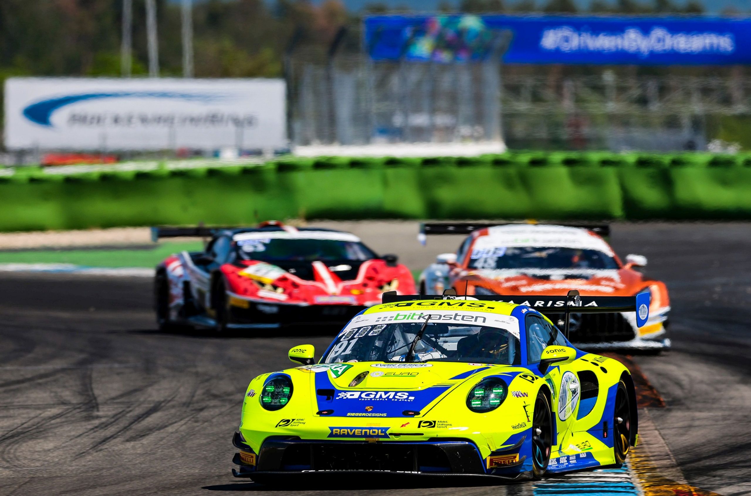 ADAC GT Masters 2023 Gehrsitz und Müller holen weiteren Erfolg für