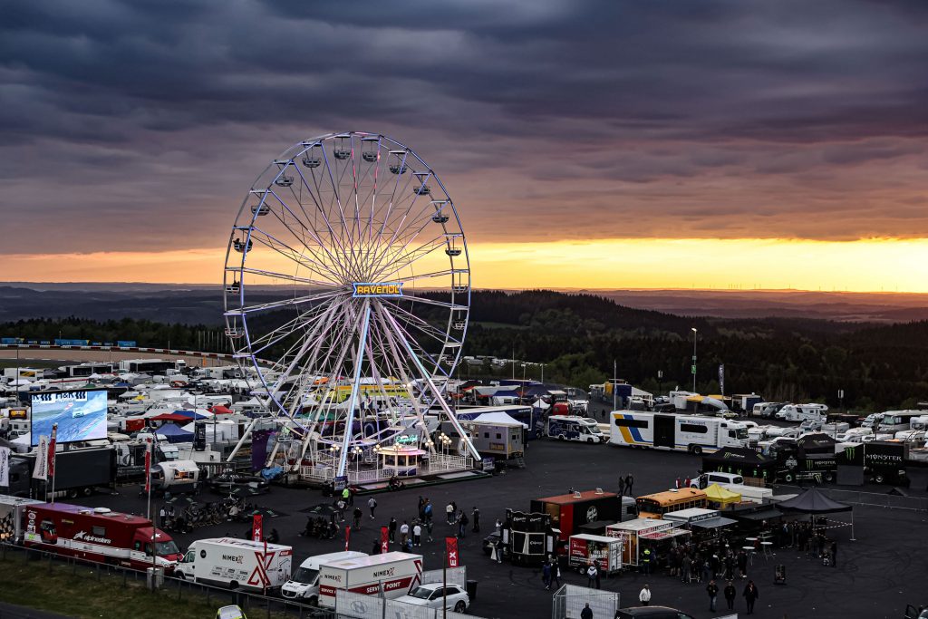 24h Nürburgring Ravenol-Riesenrad