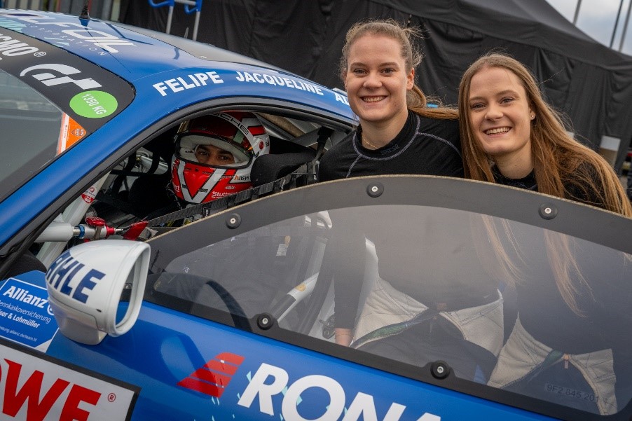 Alesia und Jacqueline Kreutzpointner